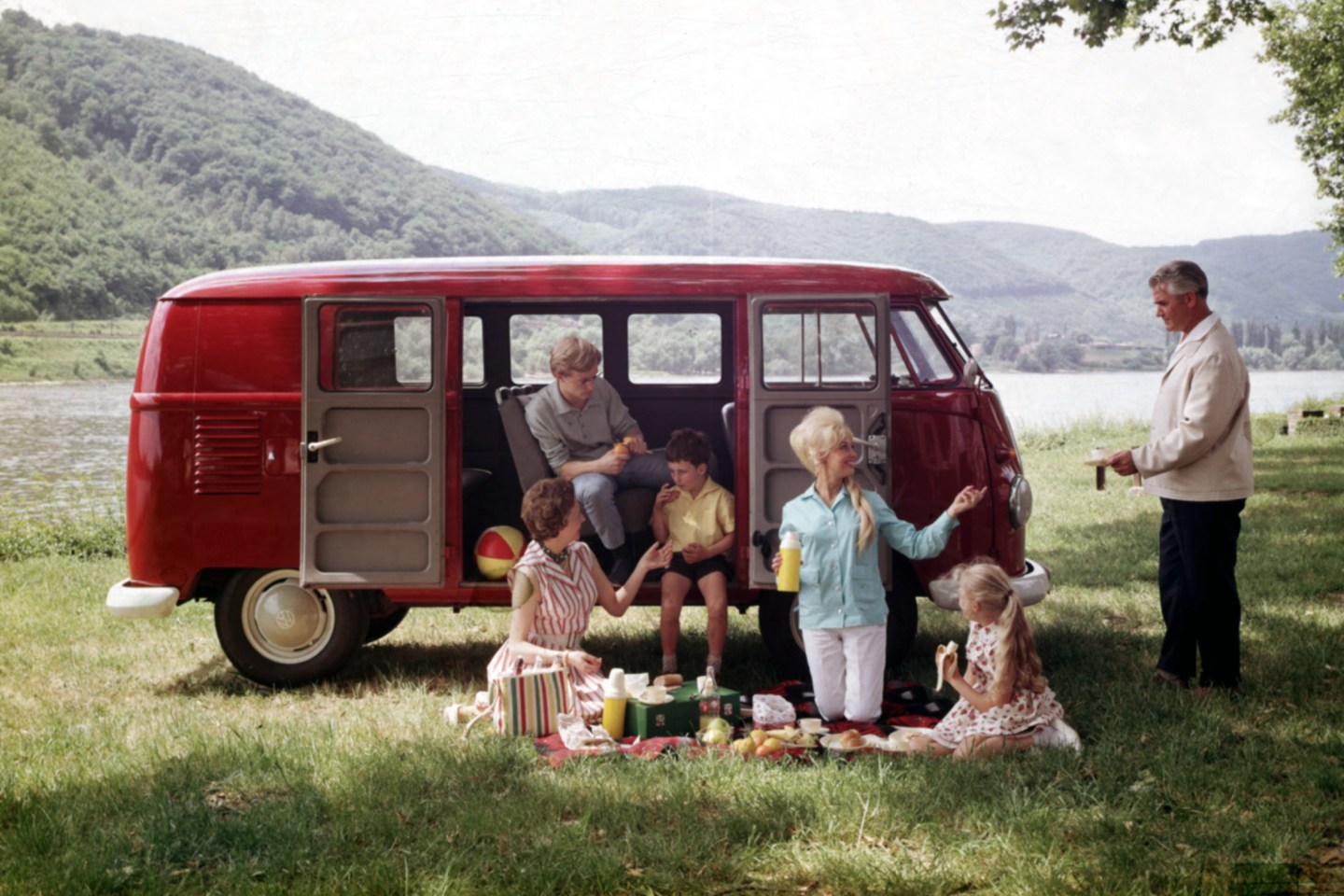 DES.085.Volkswagen-Type-2