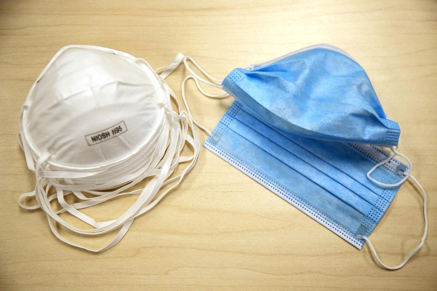 Dealmed Mask Economy Masks