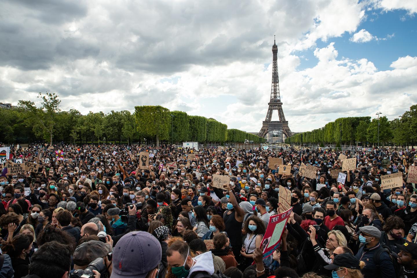 Black-Lives-Matter-Global-Protest