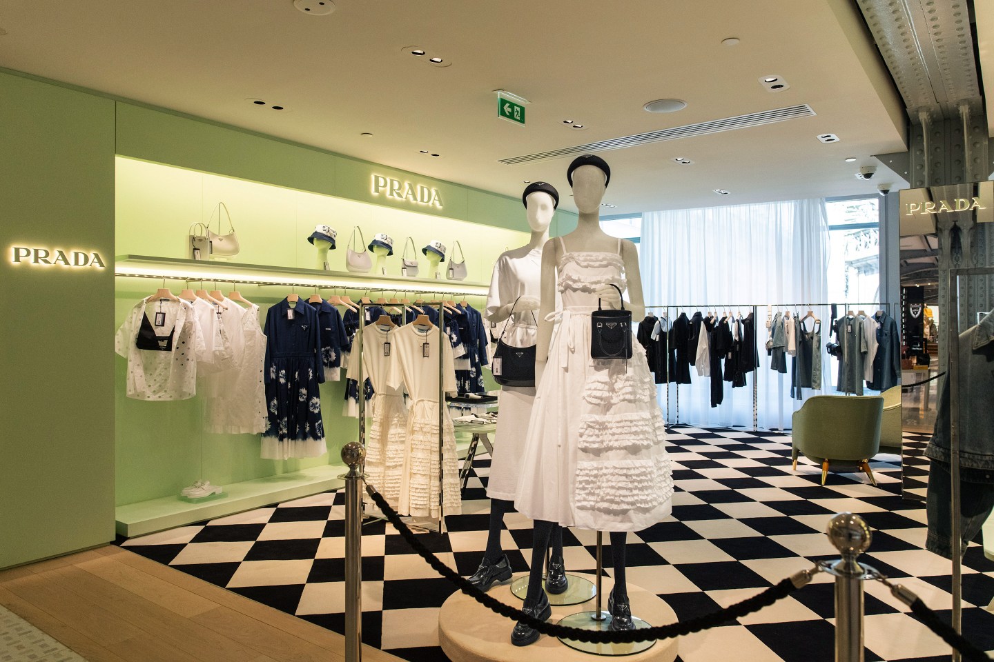 PAS.0921.Samaritaine-Prada