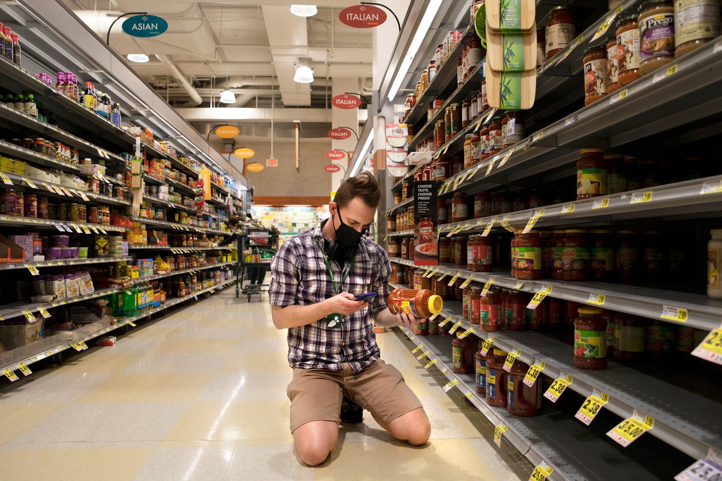 SIM.11.21.Instacart Shopper
