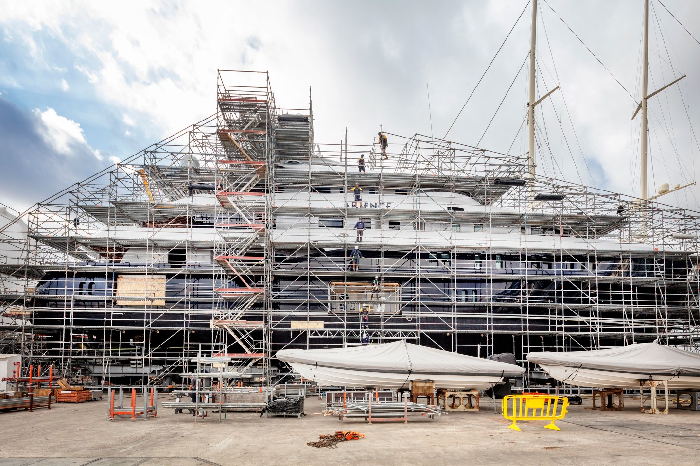 Superyacht-MB92-shipyard-barcelona-02