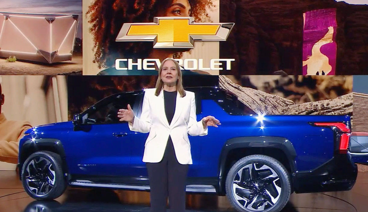 <a href="https://fortune.com/company/general-motors/" target="_blank">General Motors</a> Co. Chair and CEO Mary Barra introduces an electric pickup truck.