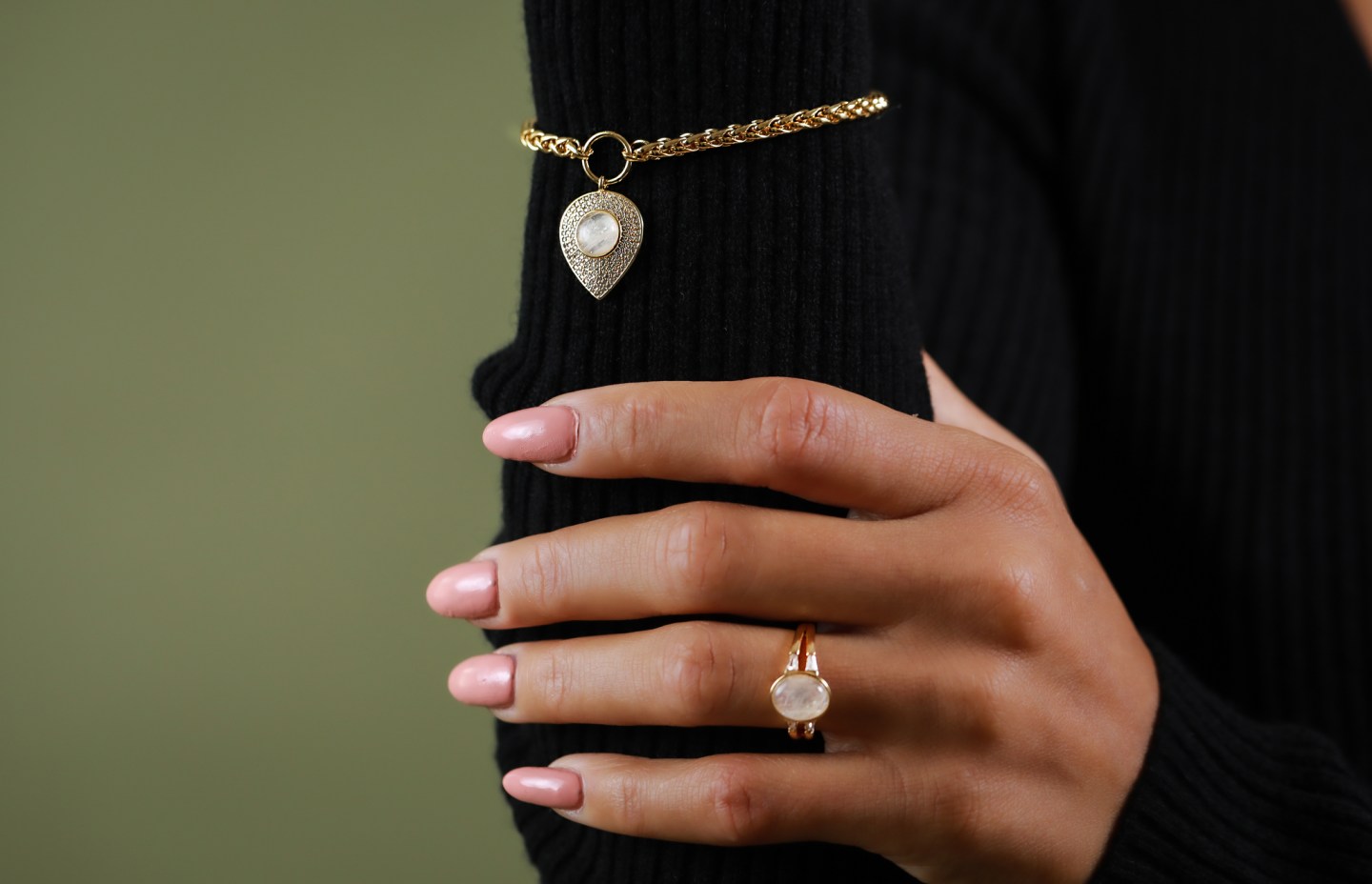 Leeada Coronado Pendant Necklace