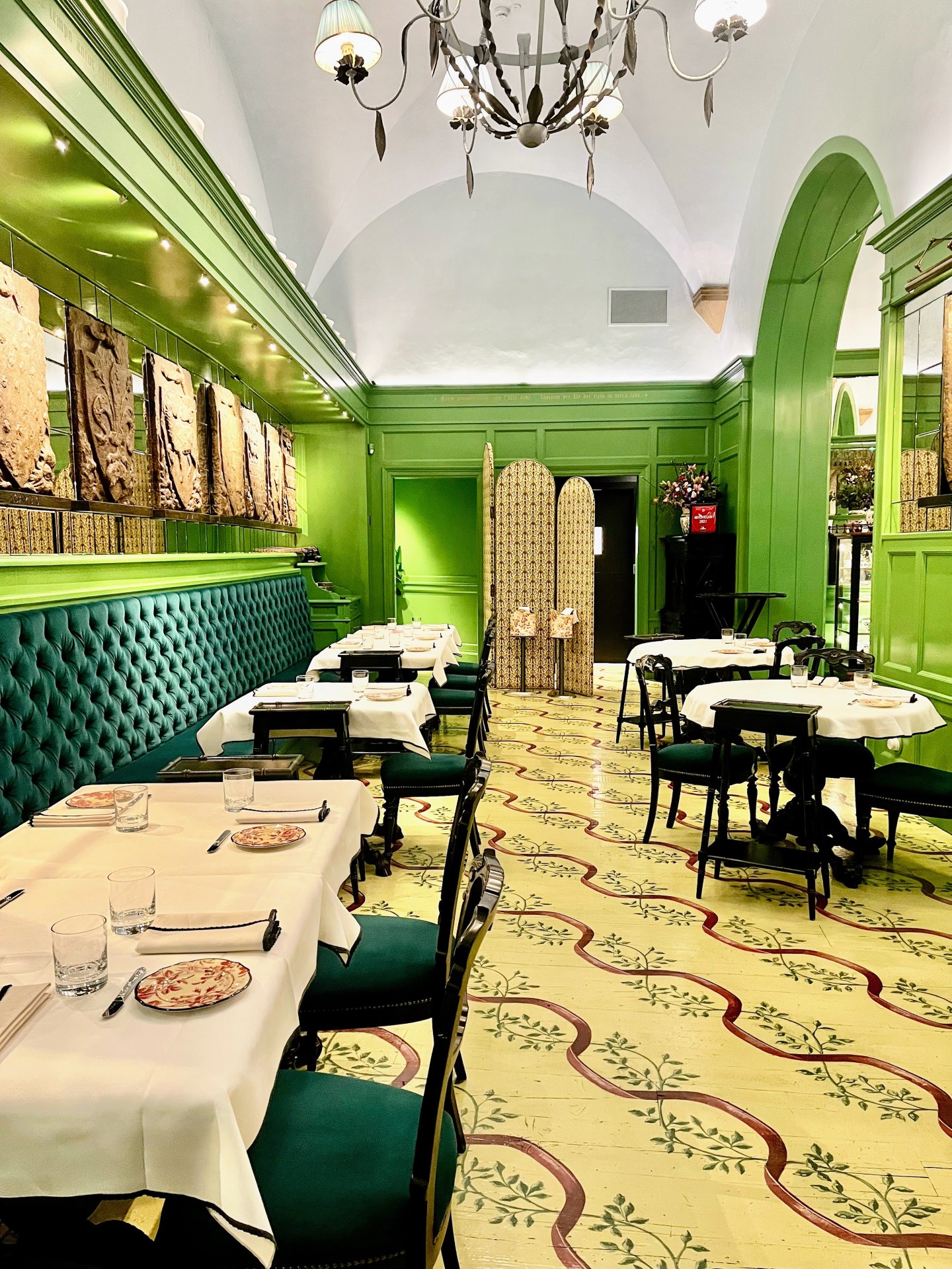 Gucci Osteria restaurant