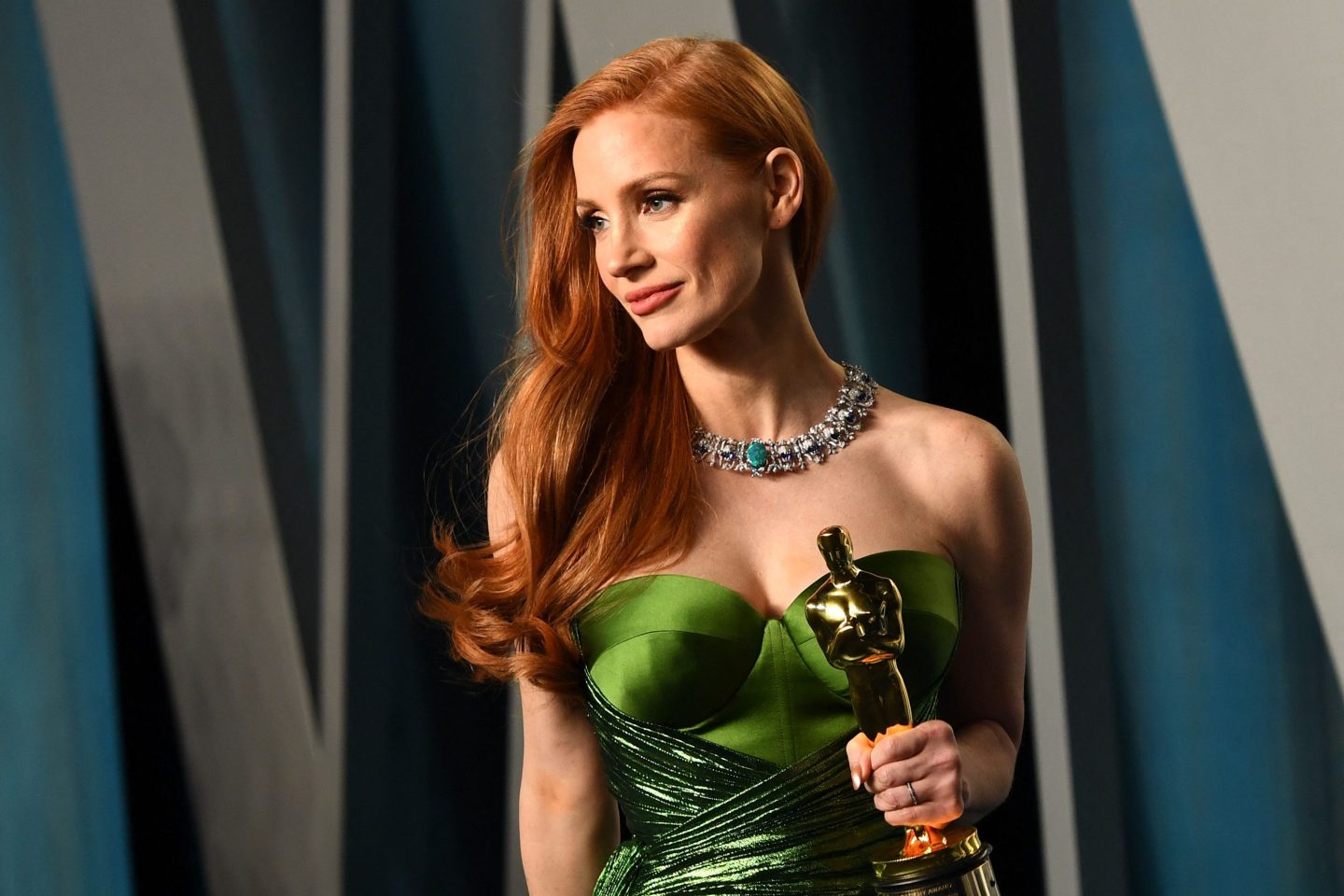 Jessica Chastain holds the award for Best Actress in a Leading Role for her performance in "The Eyes of Tammy Faye"