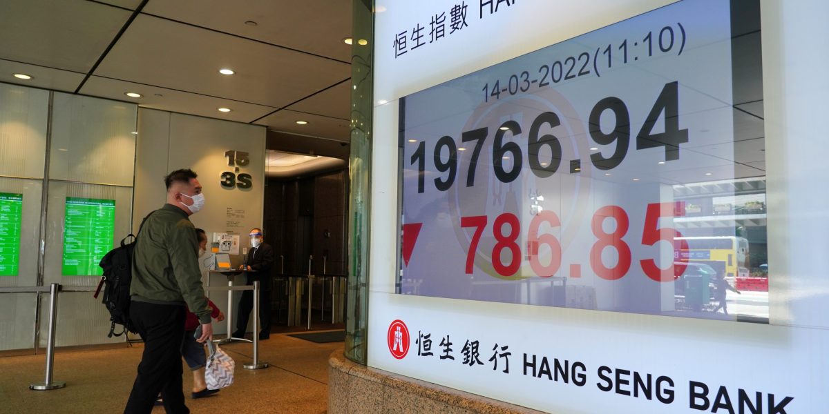 Chinese stocks plummet on COVID19 lockdown fears Fortune