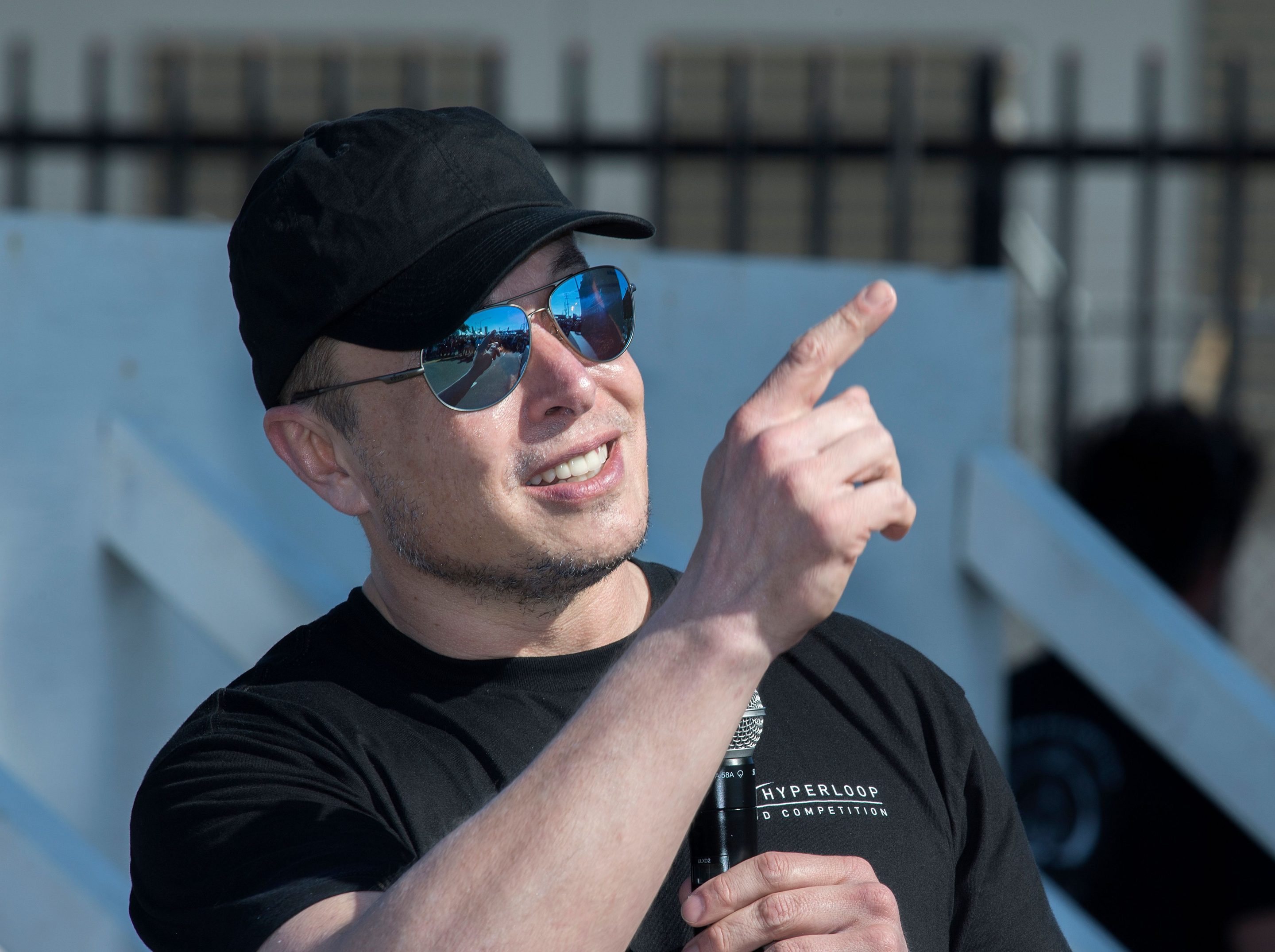 Mark Cuban says he asked Elon Musk how many kids he was going to have.  Musk's reported reply? 'Mars needs people' | Fortune