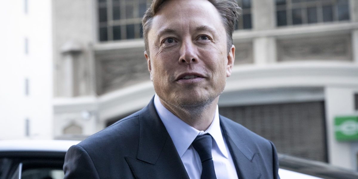 Elon Musk slams Fed over rates hikes amid bank failures - Vimarsana News