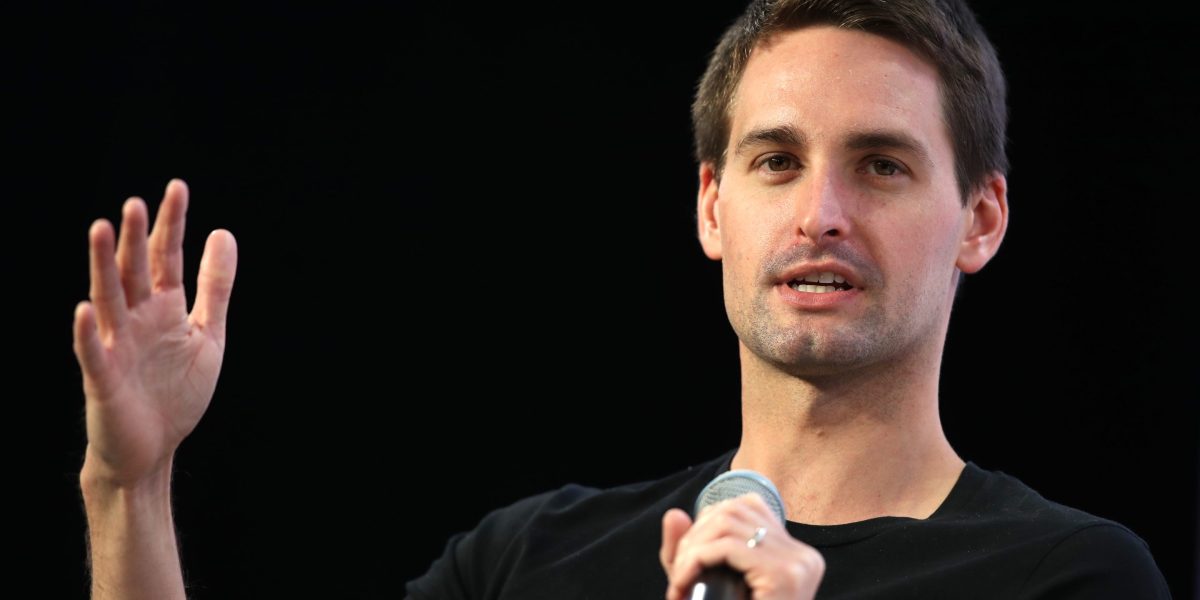 Snapchat steers adult users to make their Stories public - Vimarsana News