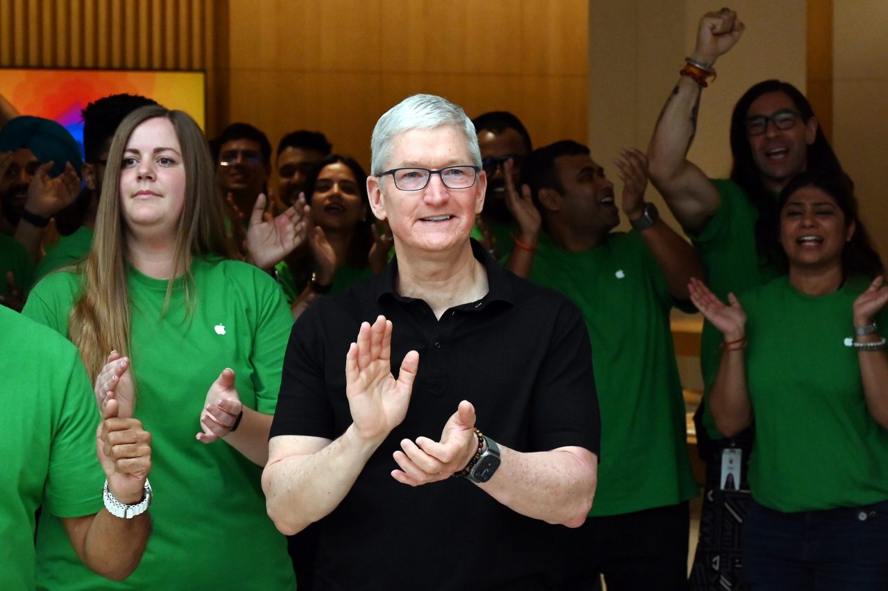 Apple CEO Tim Cook Mass layoffs are a 'last resort' Fortune
