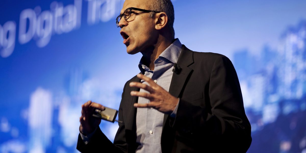 Microsoft sparks alarm by pushing Edge on Outlook users - Vimarsana News