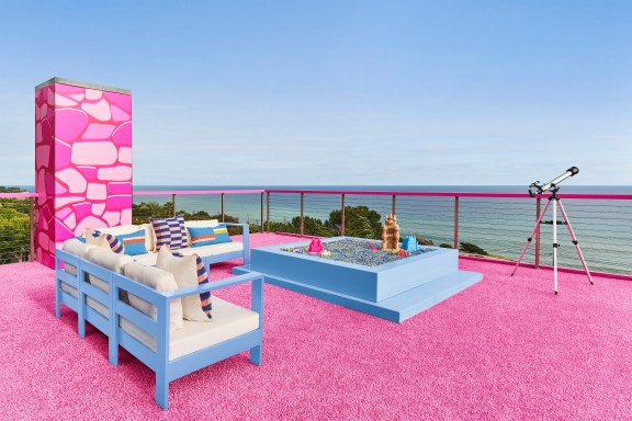 Barbie Movie Airbnb Lists Dreamhouse In Malibu For Guests For Free Fortune