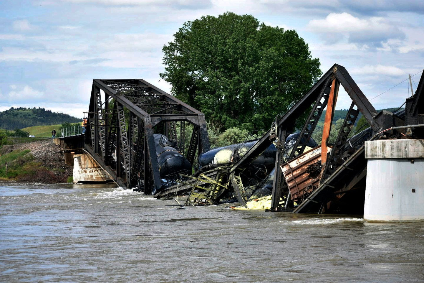 Yellowstone River bridge collapse