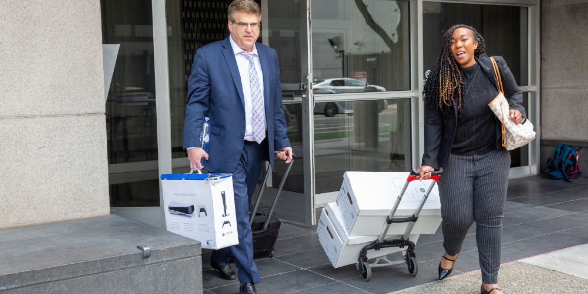 Wall Street lawyers earn more than bankers Fortune Crypto