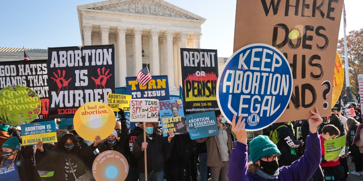 Roe v. Wade overturned: Employers must protect abortion - Vimarsana News