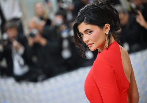 Kylie Jenner explores buying back control of Kylie Cosmetics | Fortune