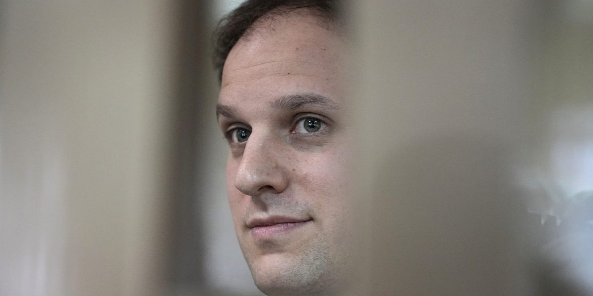 WSJ reporter Evan Gershkovich will stay in a Russian jail through the end of January