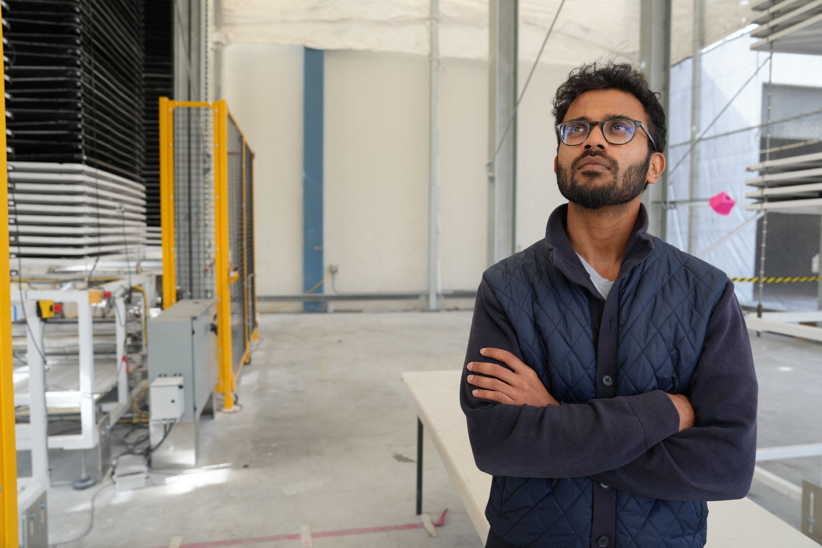 U.S. climate change fight hits a huge milestone with opening of first plant that can suck 1,000 tons of carbon dioxide from the air annually - Vimarsana News
