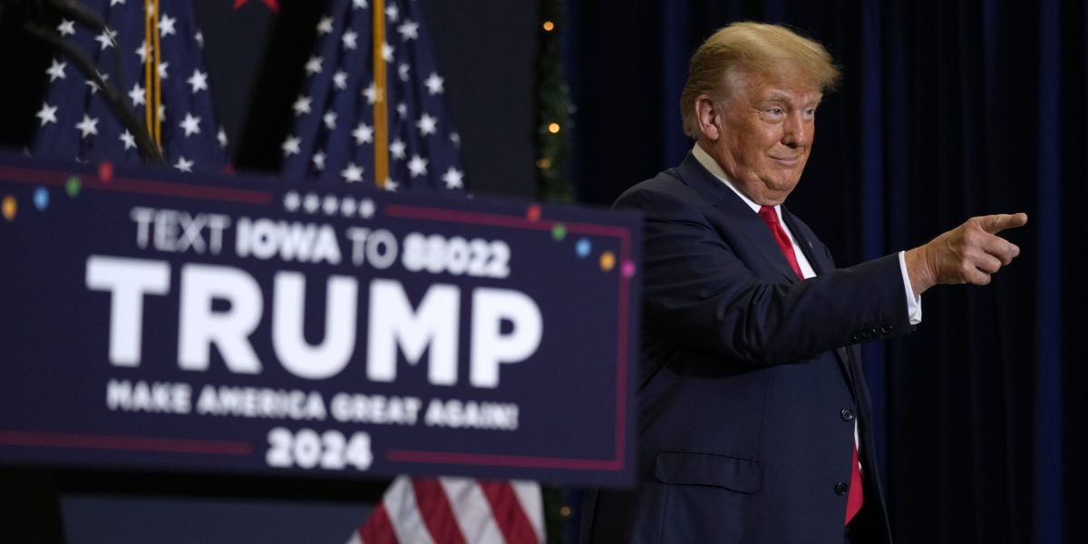 Donald Trump on immigrants 'poisoning the blood' of America says he never read Adolf Hitler's 'Mein Kampf' - Vimarsana News