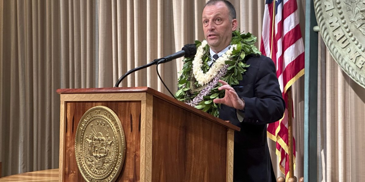Hawaii Gov. Josh Green on housing crisis, wildfire victims: 'I don't want to be rude' - Vimarsana News