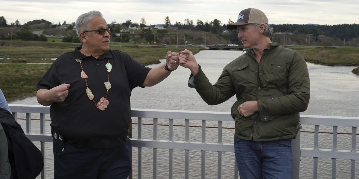 California Gov. Gavin Newsom's salmon fight: Critics say there just isn't enough water - Vimarsana News