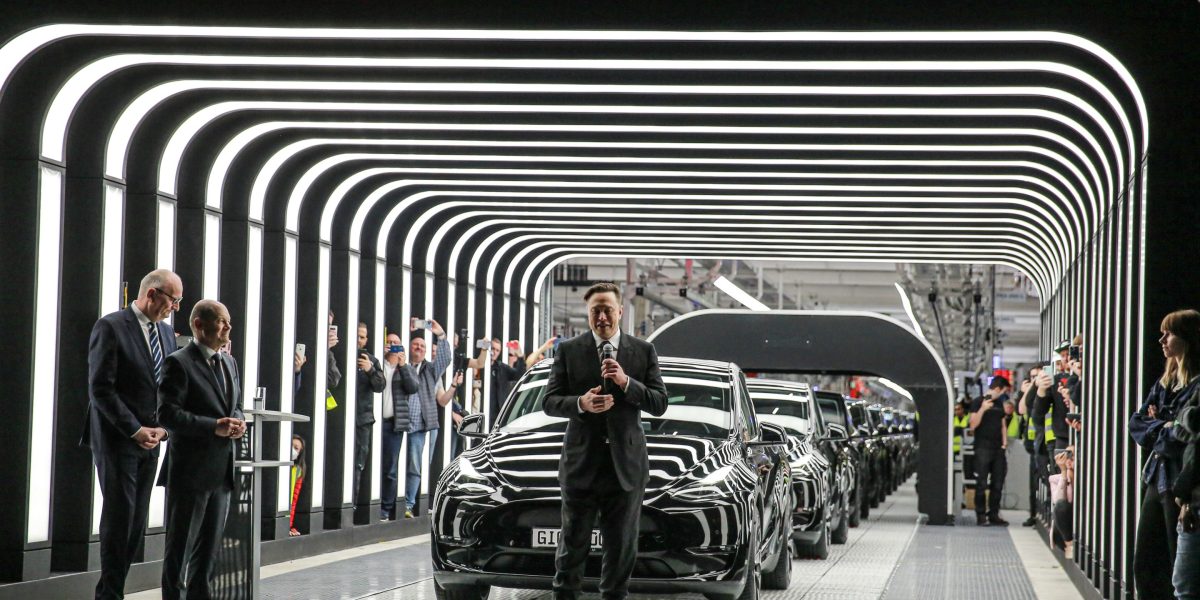 Tesla gives German driver 9% discount, but investors may not be convinced - Vimarsana News