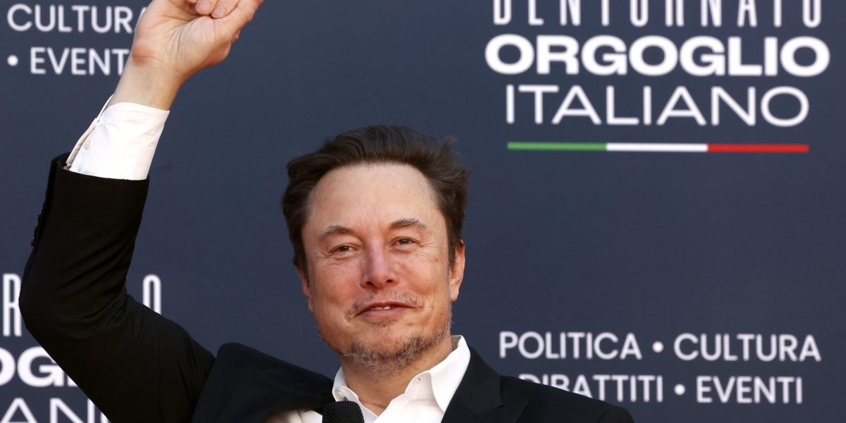 Elon Musk takes NLRB to court over its constitutionality - Vimarsana News