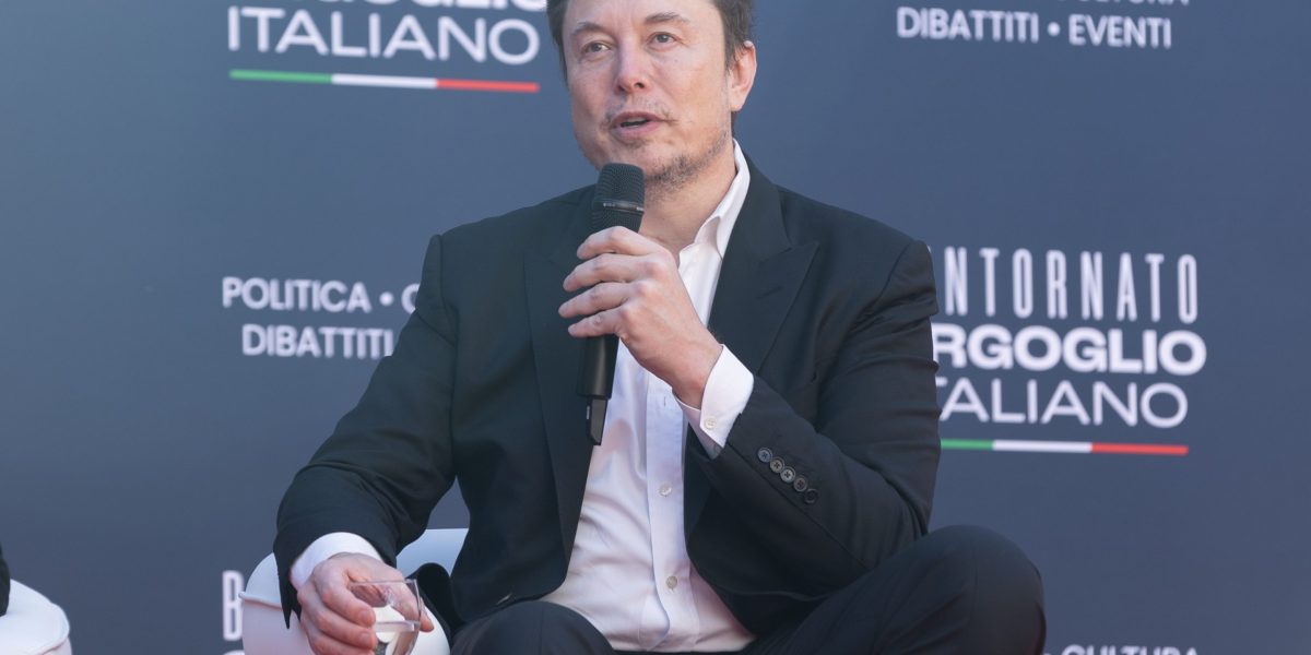 Elon Musk’s X just made a major reversal by restoring news headlines in user posts after months of complaints Elon Musk’s X just made a major reversal by restoring news headlines in user posts after months of complaints