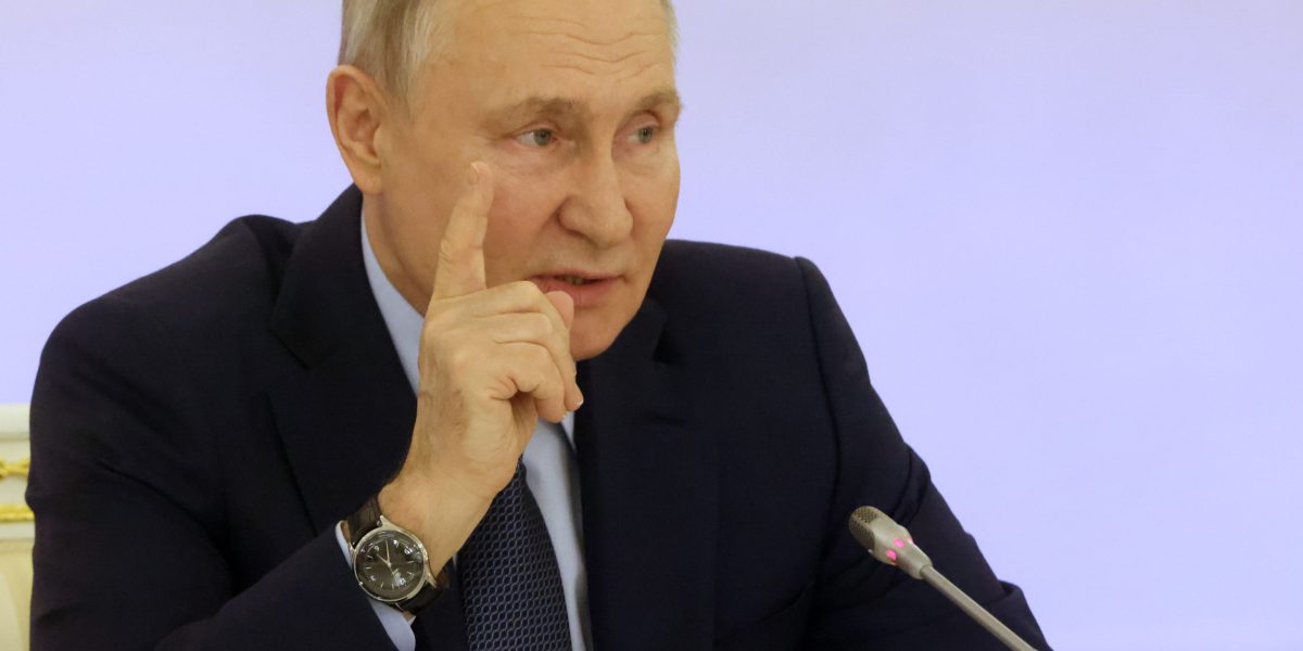 Putin is trying to entice foreign nationals with the offer of Russian citizenship to help him fight against Ukraine Putin is trying to entice foreign nationals with the offer of Russian citizenship to help him fight against Ukraine