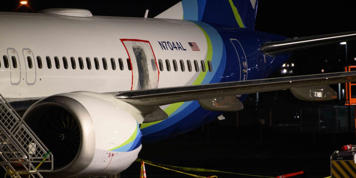 Alaska Airlines faces scrutiny over its decision not to ground Boeing jet despite warning signs