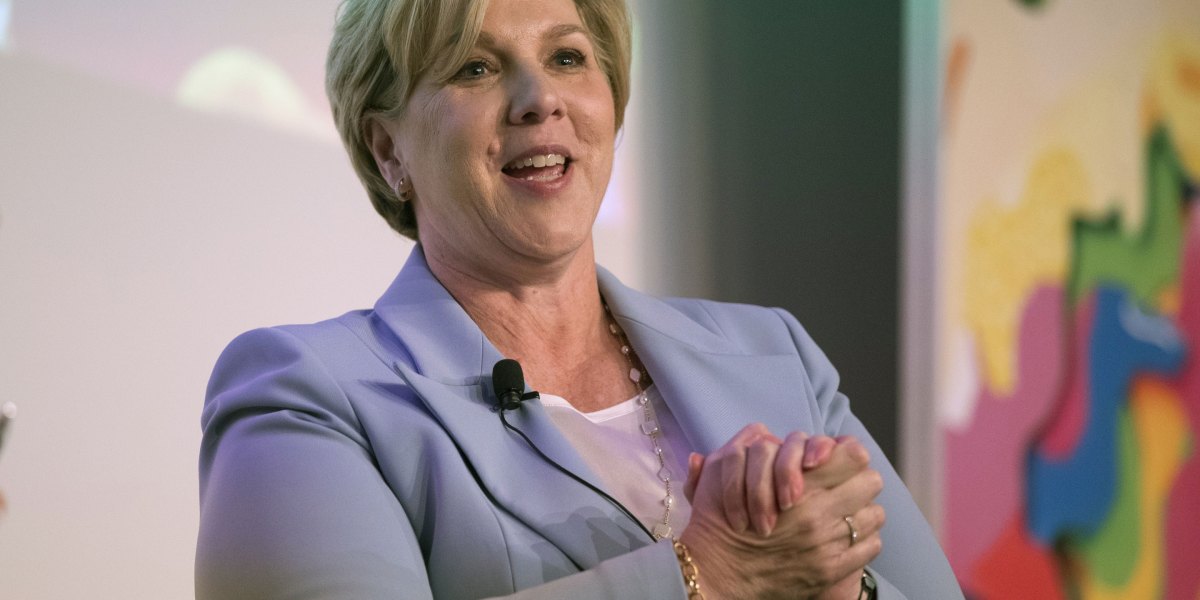 Elon Musk pay package ensnares Telsa's female chair - Vimarsana News
