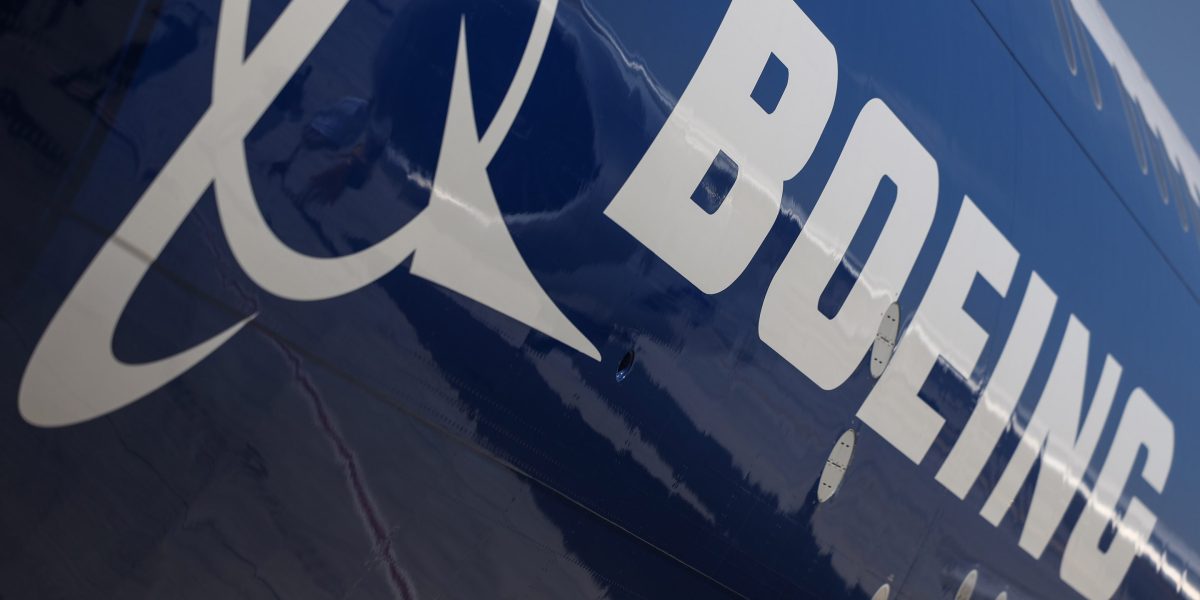 The Alaska Airlines panel blowout just cost an 18-year Boeing veteran his job. Where does the company go from here? - Vimarsana News